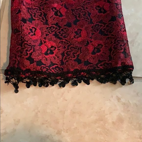 Red and black lace pants - Picture 2 of 4